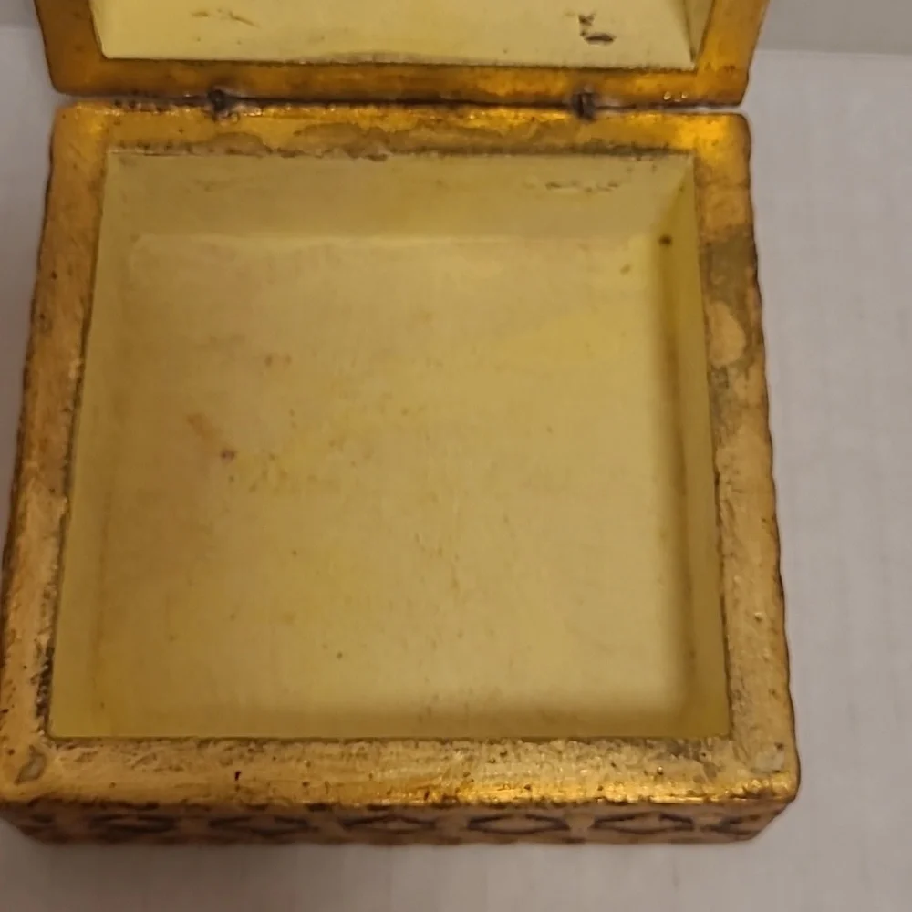 Beautiful Vintage Hand Painted Wooden Florentia Box